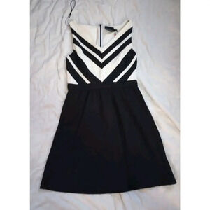 Cynthia Rowley Sleeveless Dress Size S NWT Black/White Mini Fit And Flare